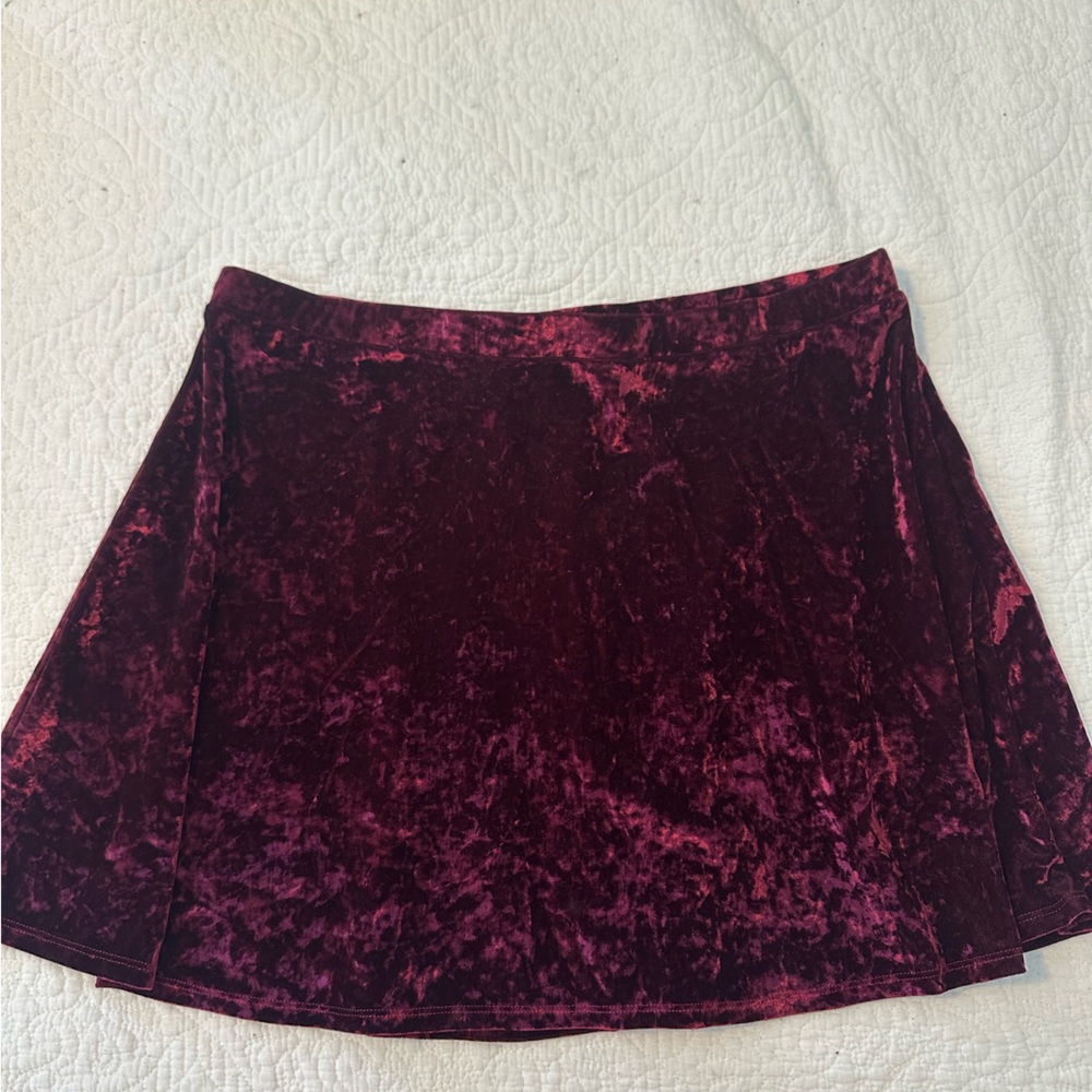 Express Crushed velvet skirt L